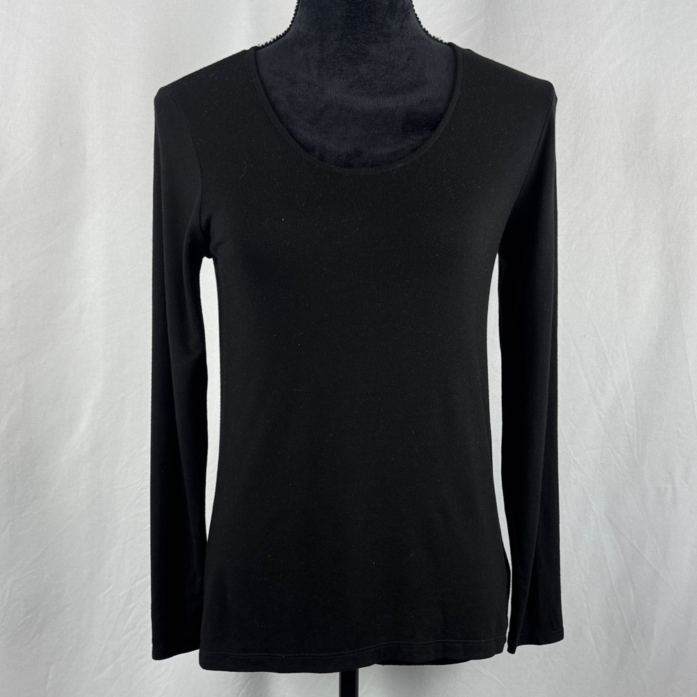 Paraphrase Classic Black Long Sleeve Top